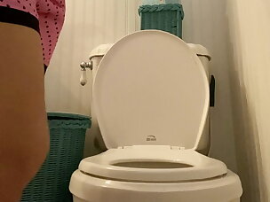 Best Toilet Porn Videos